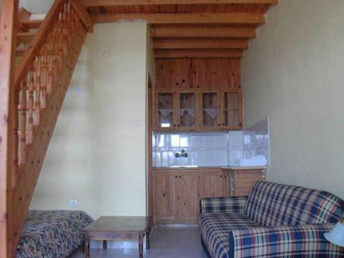 Number One Apart Hotel Karaburun  Quarto foto