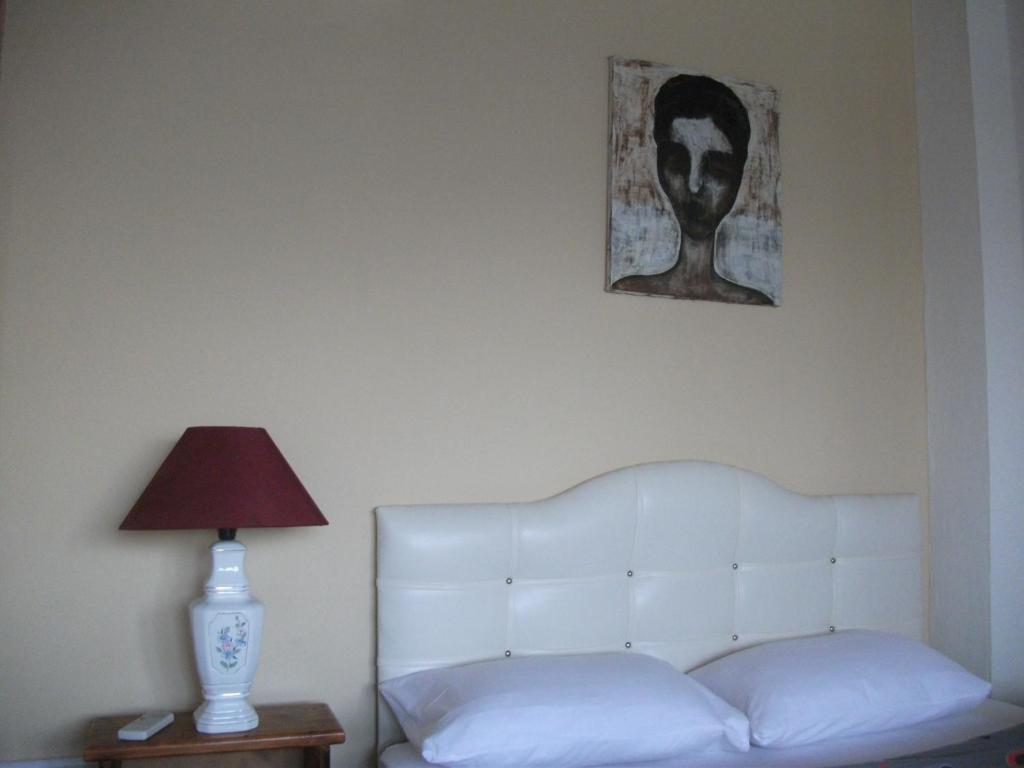 Number One Apart Hotel Karaburun  Quarto foto
