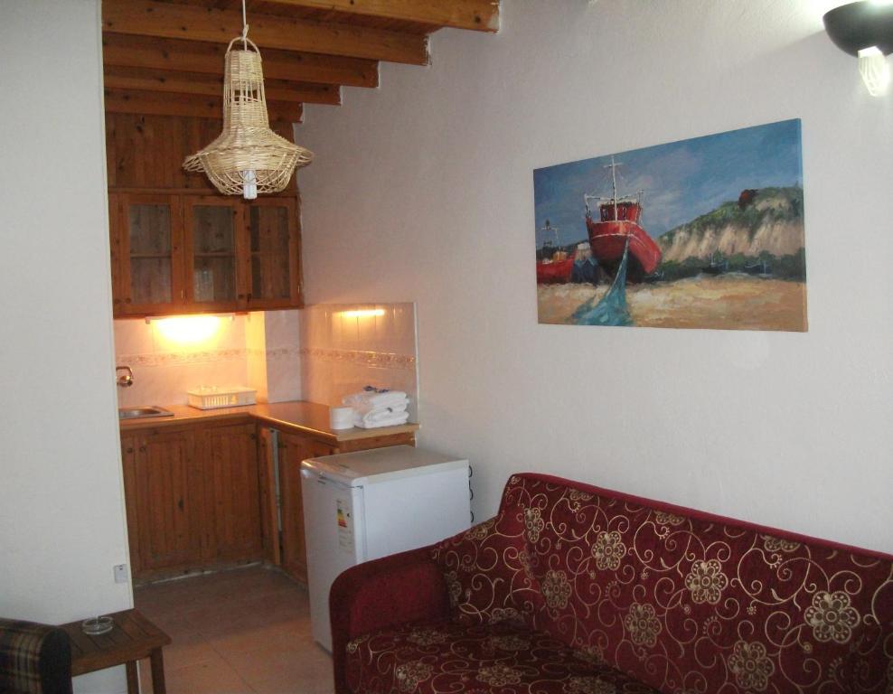 Number One Apart Hotel Karaburun  Quarto foto